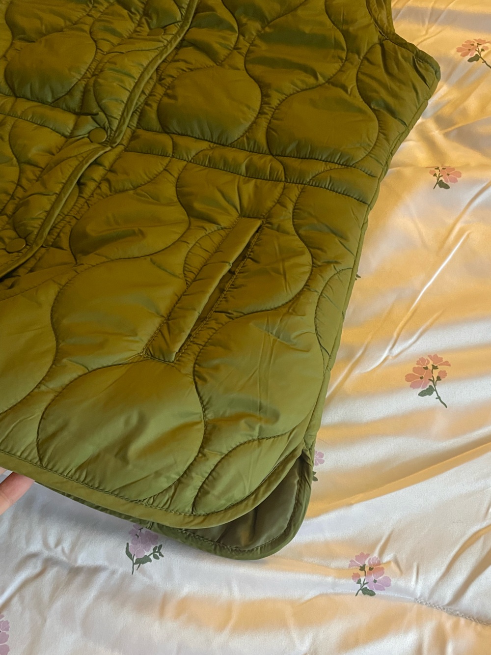 Market & Spruce | Quilted Olive Green Sleeveless Vest | Women’s Vest | NWT - Picture 11 of 14